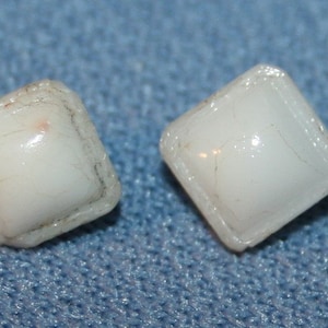 2 pcs Vtg Square White Small Buttons Glass Shank Baby Doll Clothes Sewing Crafts