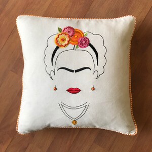 Frida Embroidered pillow, 16x16 throw pillow, bohemian floral embroidery on natural cotton linen image 3