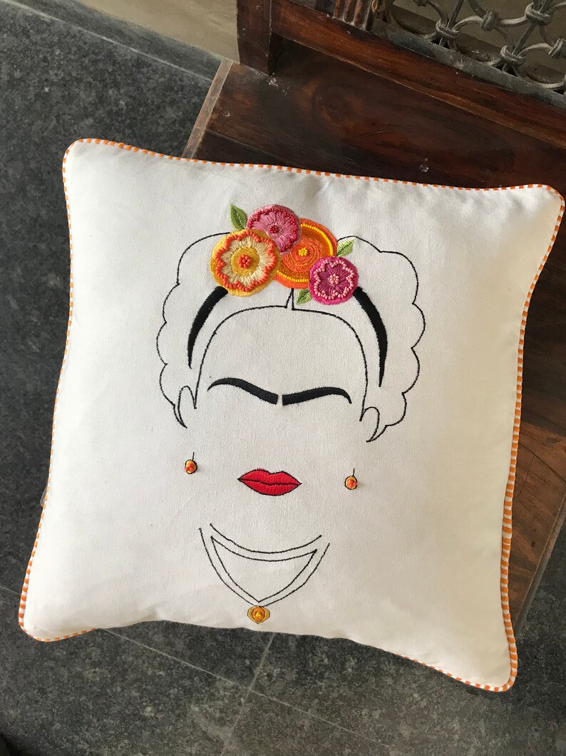 Frida Embroidered pillow, 16x16 throw pillow, bohemian floral embroidery on natural cotton linen image 2