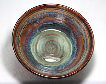 pottery serving bowl, stoneware, 8.5in wide (S28)