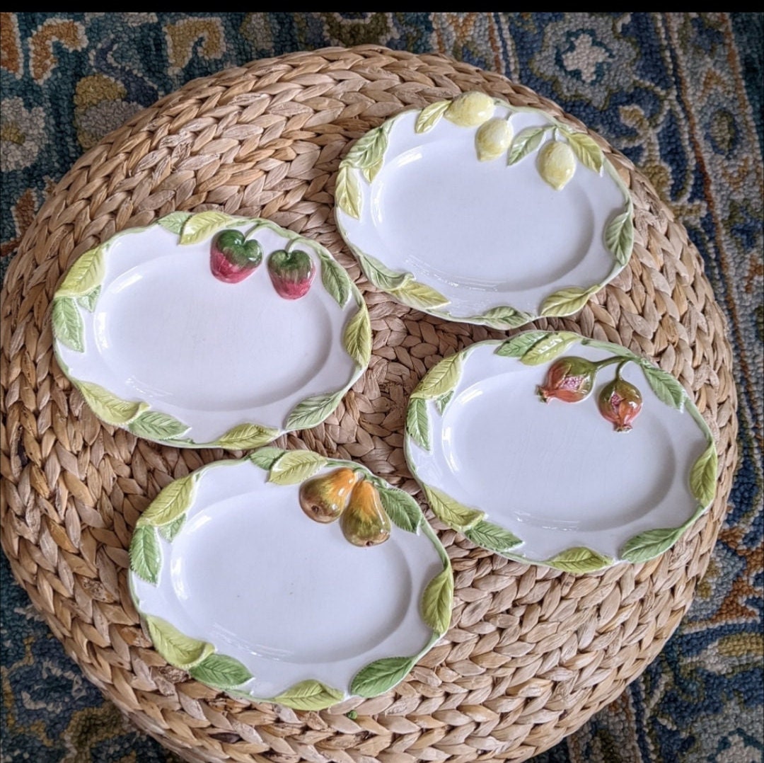 Vintage Vietri Majolica Fruit Plates Oval Platters / Dessert Plates