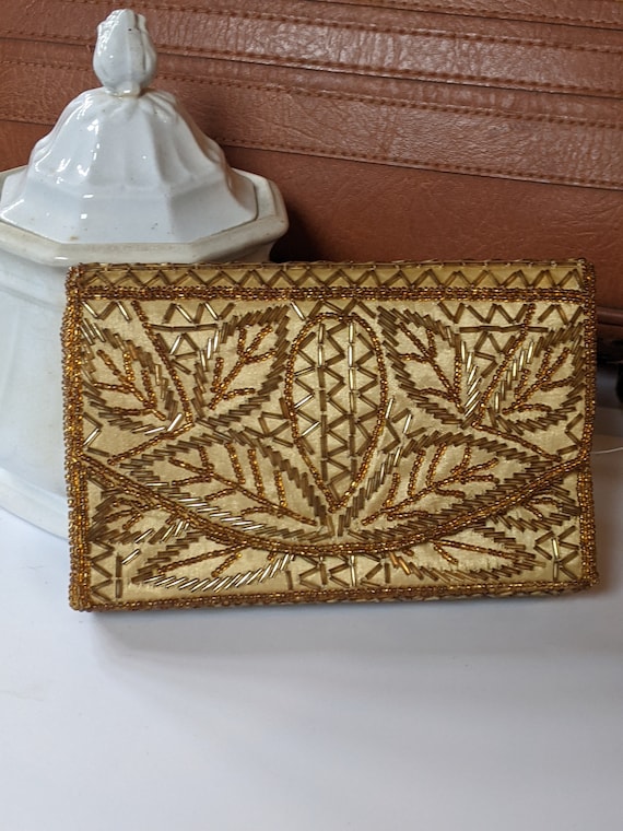 Vintage bijoux turner gold beaded clutch formal ha