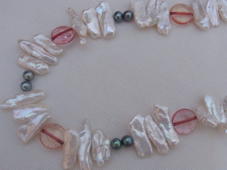 PerlenCollier Biwa-Perlen Süßwasserperlen Halskette Kette Halsschmuck Perlenkette individuelle Geschenke Handarbeit Bild 1