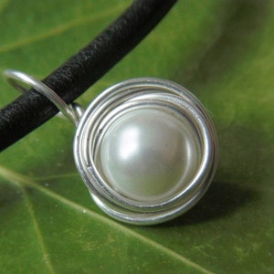 Stud earrings freshwater pearls earrings earrings pearls silver pearl studs pearl studs image 4