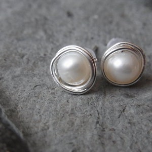 Stud earrings freshwater pearls earrings earrings pearls silver pearl studs pearl studs image 2