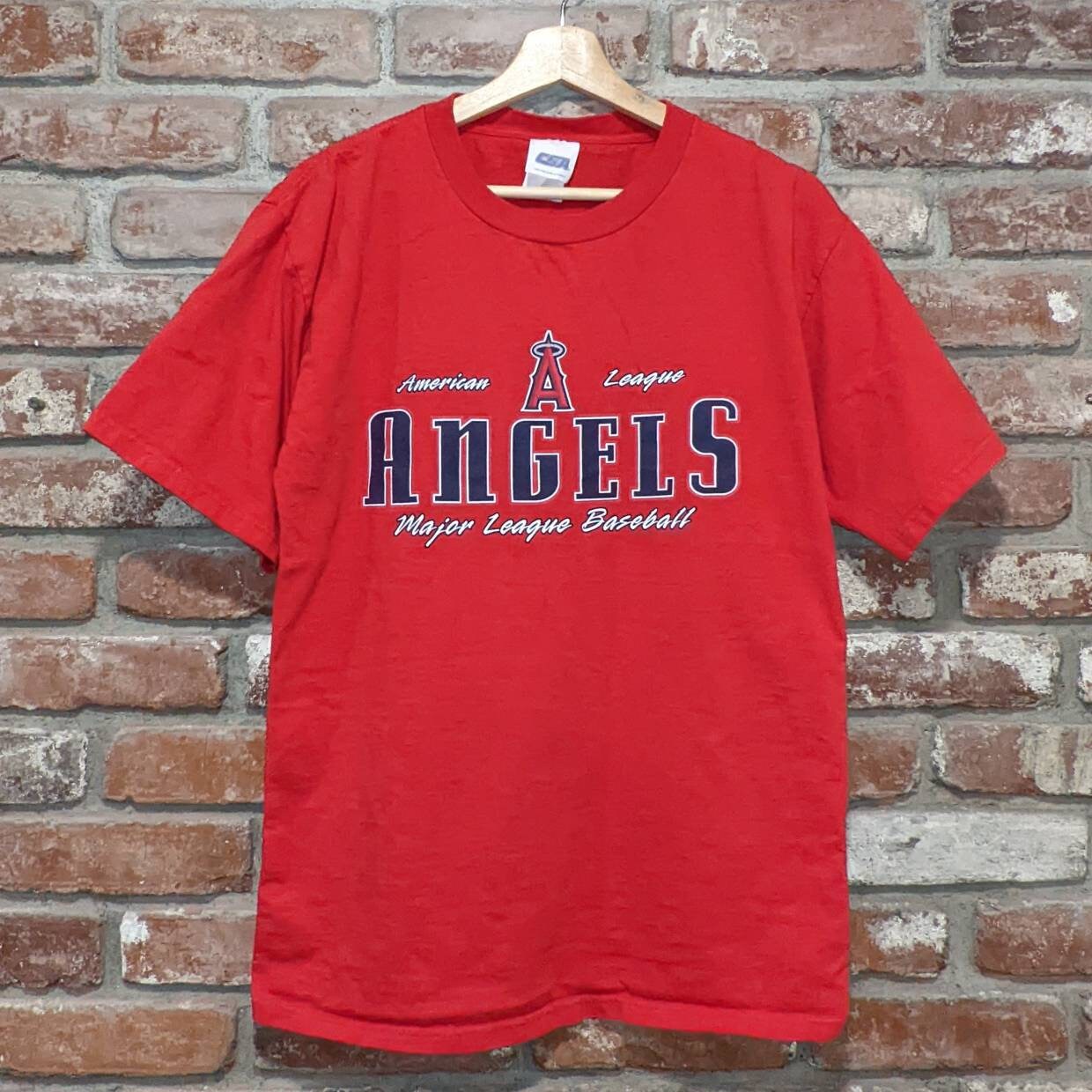 Vintage MLB Anaheim Angels Baseball T 