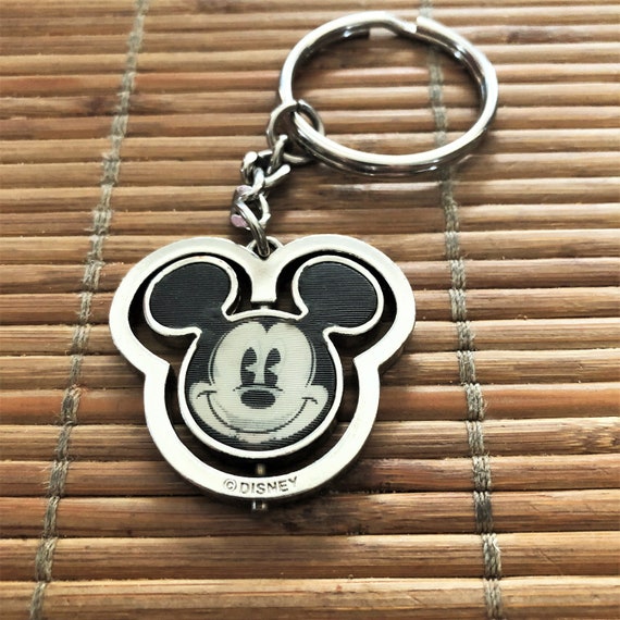 Plasticolor 004124R01 Mickey Mouse Vintage Disney Enamel Keychain , Black