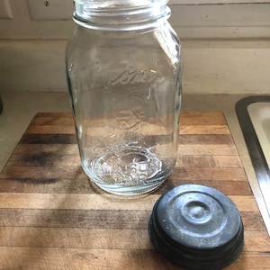 ママのメイソンジャー。ボールの透明ガラスジャー。