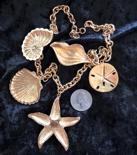 Womens Necklace. Avon Seashell/Starfish Necklace. - image 2