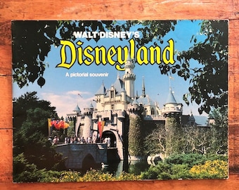Disneyland. A Pictorial Souvenir. Vintage 1977 Walt Disney Disneyland Book.