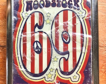 Lata de cigarrillos Woodstock 69. Recuerdos vintage de Tobacciana.