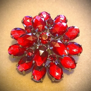 Women&#39;s Brooch.