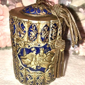 Trinket Box. Vintage Chinese Enamel Brass Tea Caddy with Finial Lid.