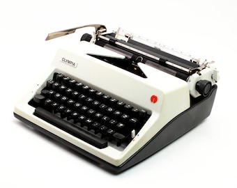 Vintage typewriter, Olympia SM9, restored