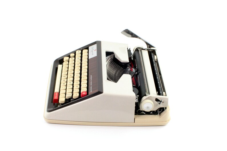 Restored Typewriter, Wizard Automatic image 7