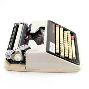 Restored Typewriter, Wizard Automatic image 5