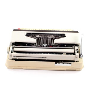 Restored Typewriter, Wizard Automatic image 6