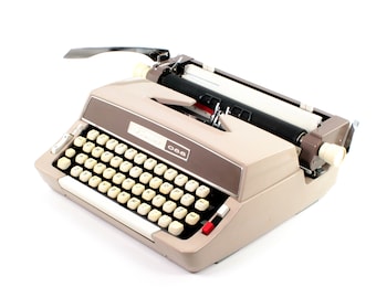 Restored Typewriter, Wards Signature 088