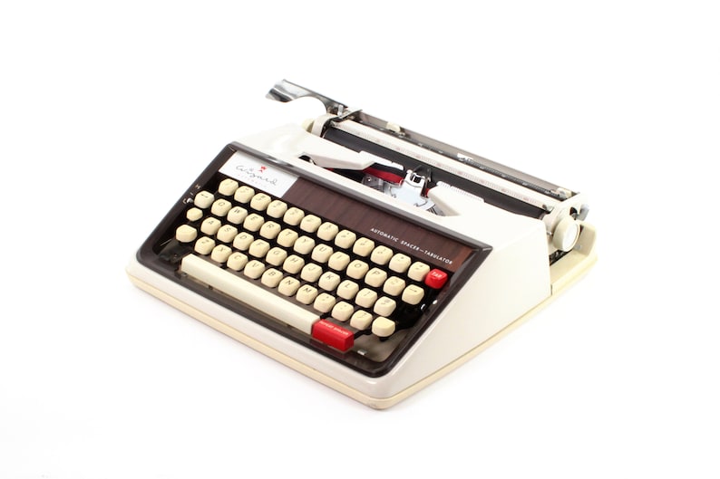 Restored Typewriter, Wizard Automatic image 1