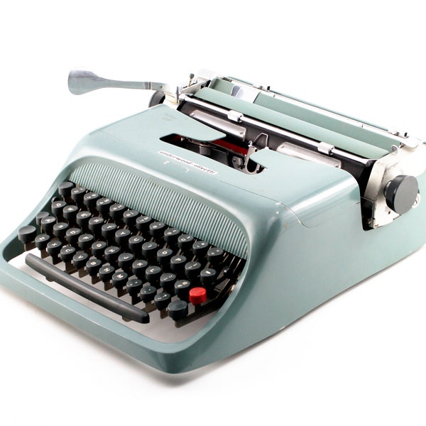 Underwood Olivetti Studio 44, restored typewriter