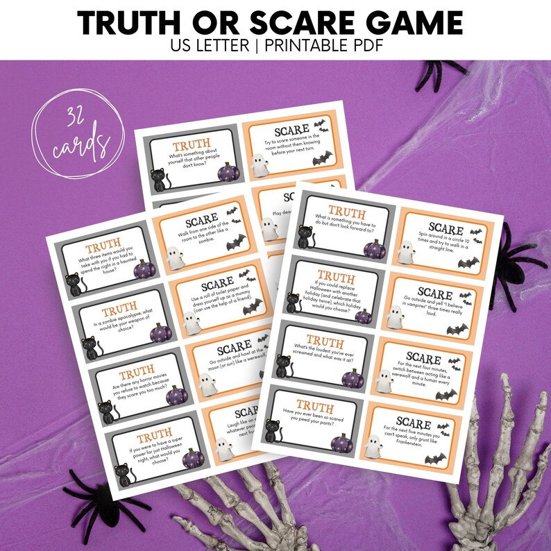 Puede incluir: Un juego de 32 cartas de verdad o reto de Halloween para imprimir. Las cartas est&aacute;n impresas en papel blanco con un esquema de color gris y naranja. Las cartas presentan una ilustraci&oacute;n de un gato negro y un fantasma. El texto en las cartas incluye "Truth or Dare Game" y "32 cards".
