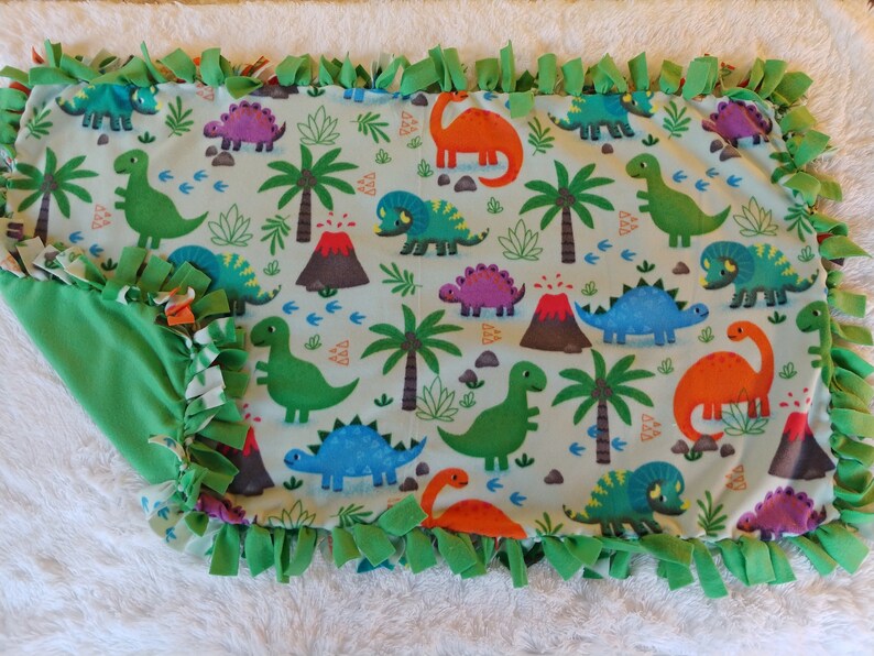 Baby Size Dinosaur No Sew Fleece Blanket