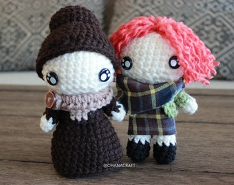 Jamie &Claire Fraser crochet dolls -Outlander inspired crochet doll- Outlander crochet dolls Made To Order-