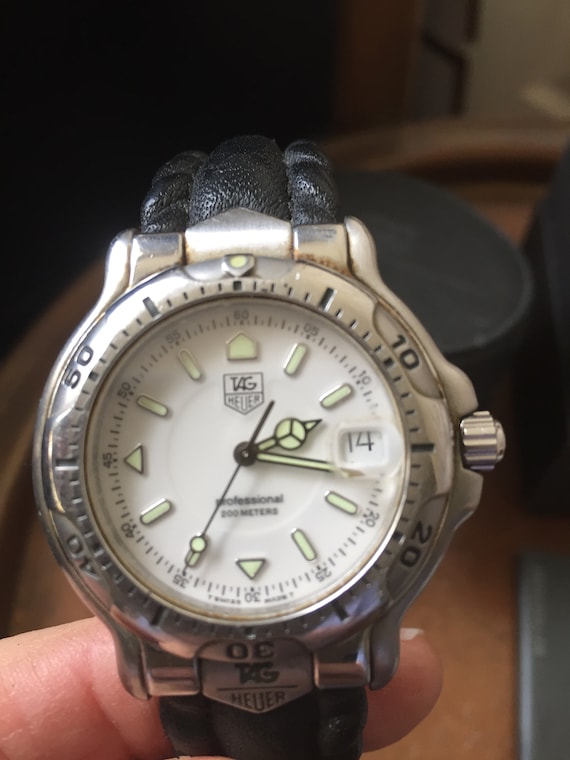 Tag Heuer Men s Quartz Vintage Wristwatch Etsy