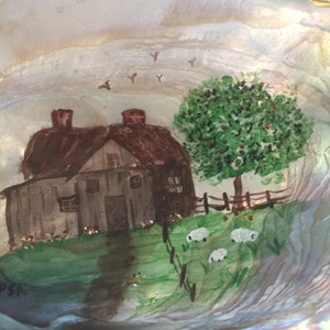 Folk Art Hand Painted Old Clamshell