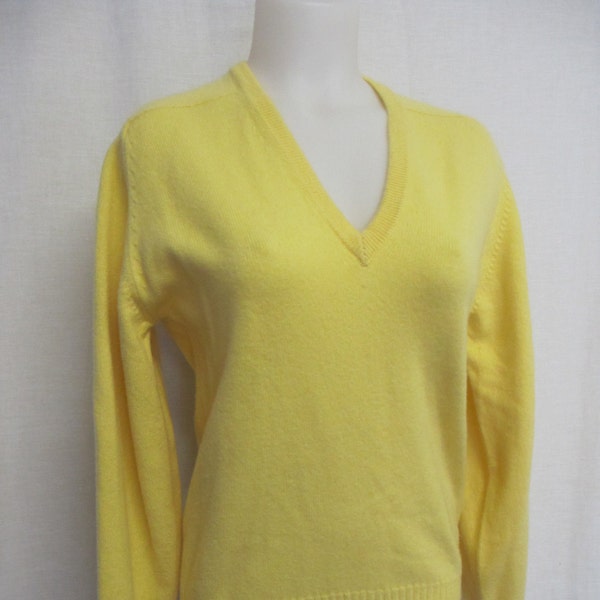 Scottish Cashmere Sweater 1960 Cashmere Sweater Neiman Marcus Yellow Cashmere Sweater Pinup Sweater