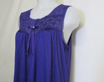 1970s Vanity Fair Nylon Nightgown: Purple Lace Trim, Small