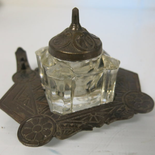 Inkwell Victorian 1800's Ink and Pen Holder