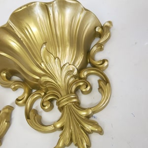Syroco Mid Century Plastic Wall Pocket Flower Holder