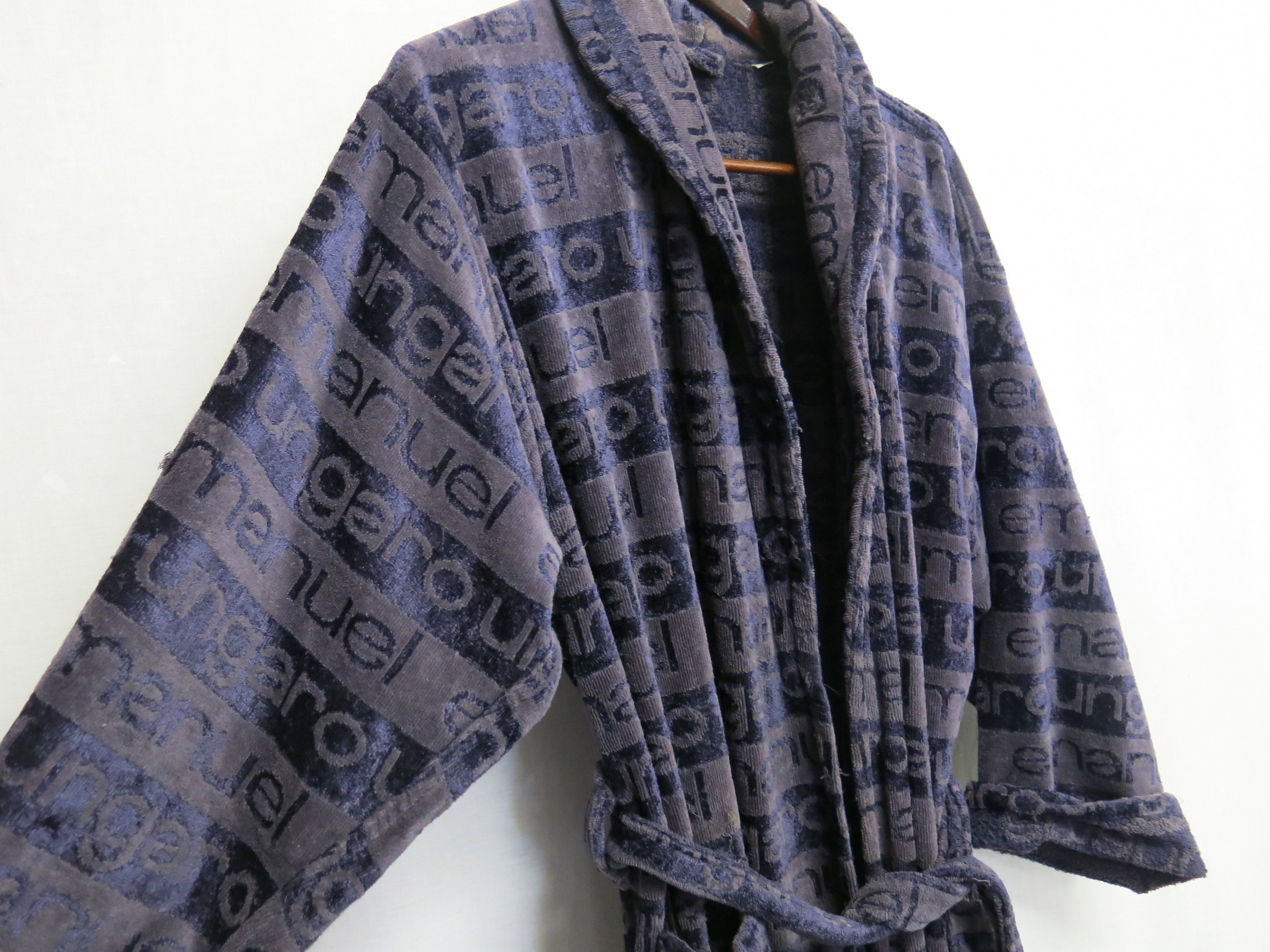 Louis Vuitton Robes & Kimonos for Sale at Auction