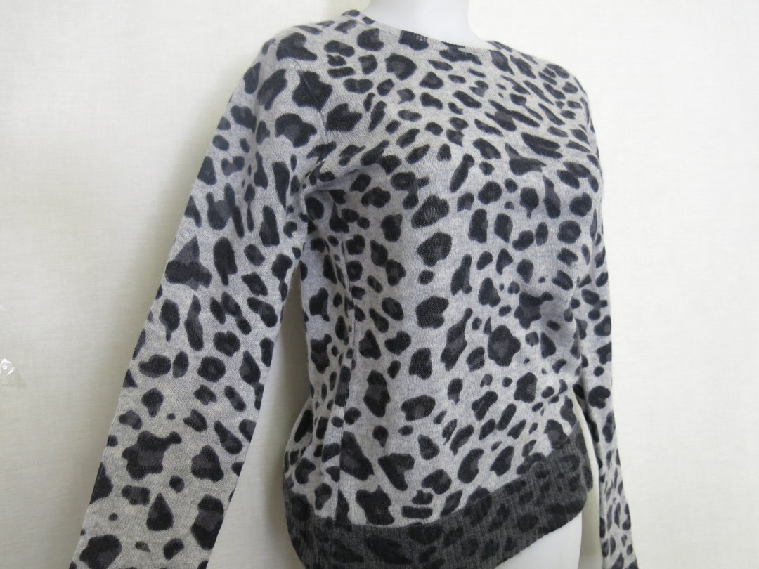 Kaschmirpullover Leopard Grau und Schwarz Kaschmir Schweiz