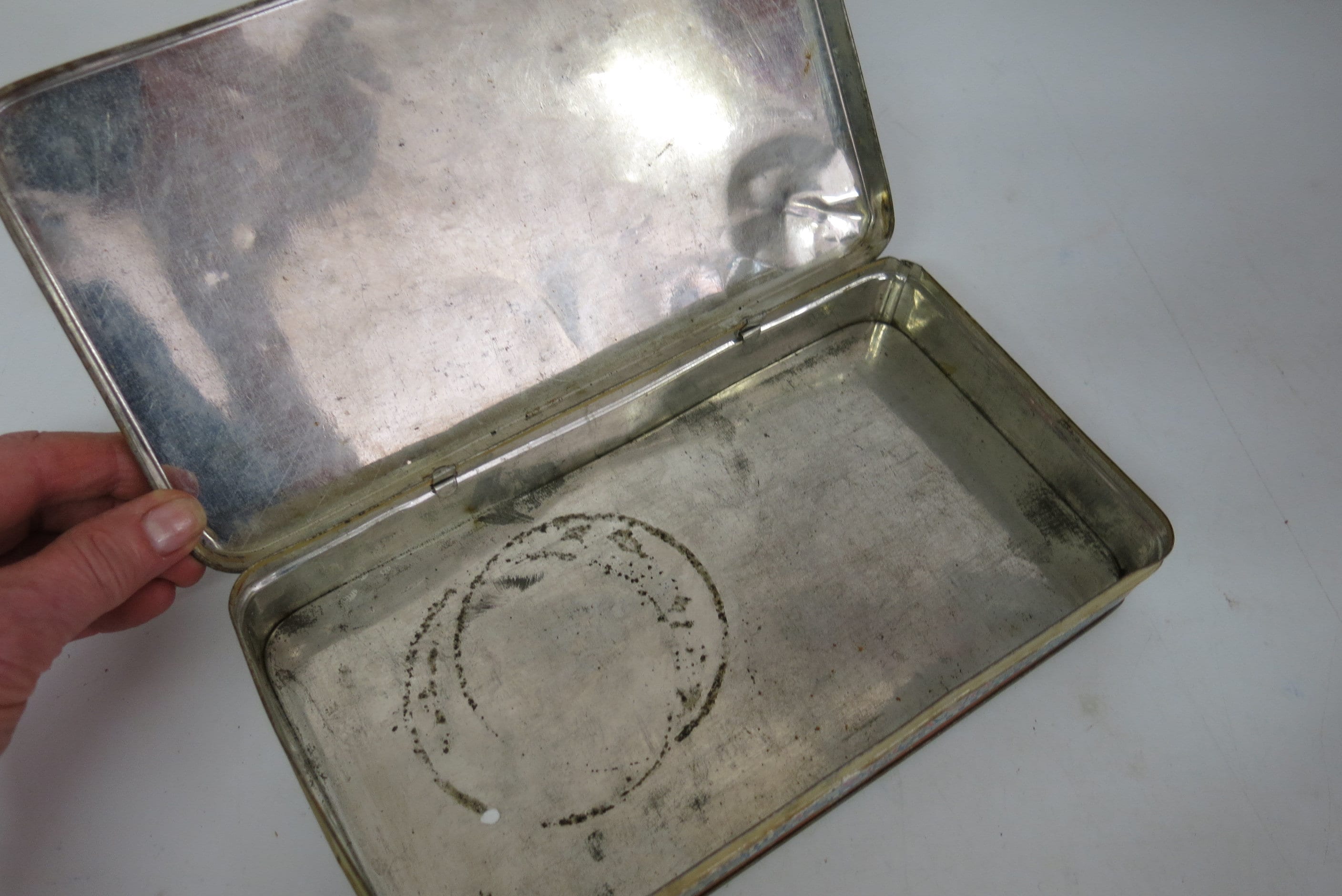 Candy Tin Box Canister Vda DE C SOLANO - Etsy