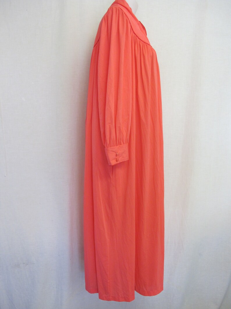 Mad Men Peignoir Mid Century Nylon Robe House Dress Loungewear Coral
