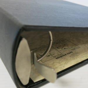 Pasta vintage preta com seixos, pasta de 3 argolas, pasta dos anos 1960, pasta de meados do século, pasta nacional, argolas de 2"