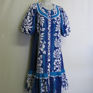 Vintage 1970s Hawaiian MuuMuu Dress: Floral Cotton Kaftan