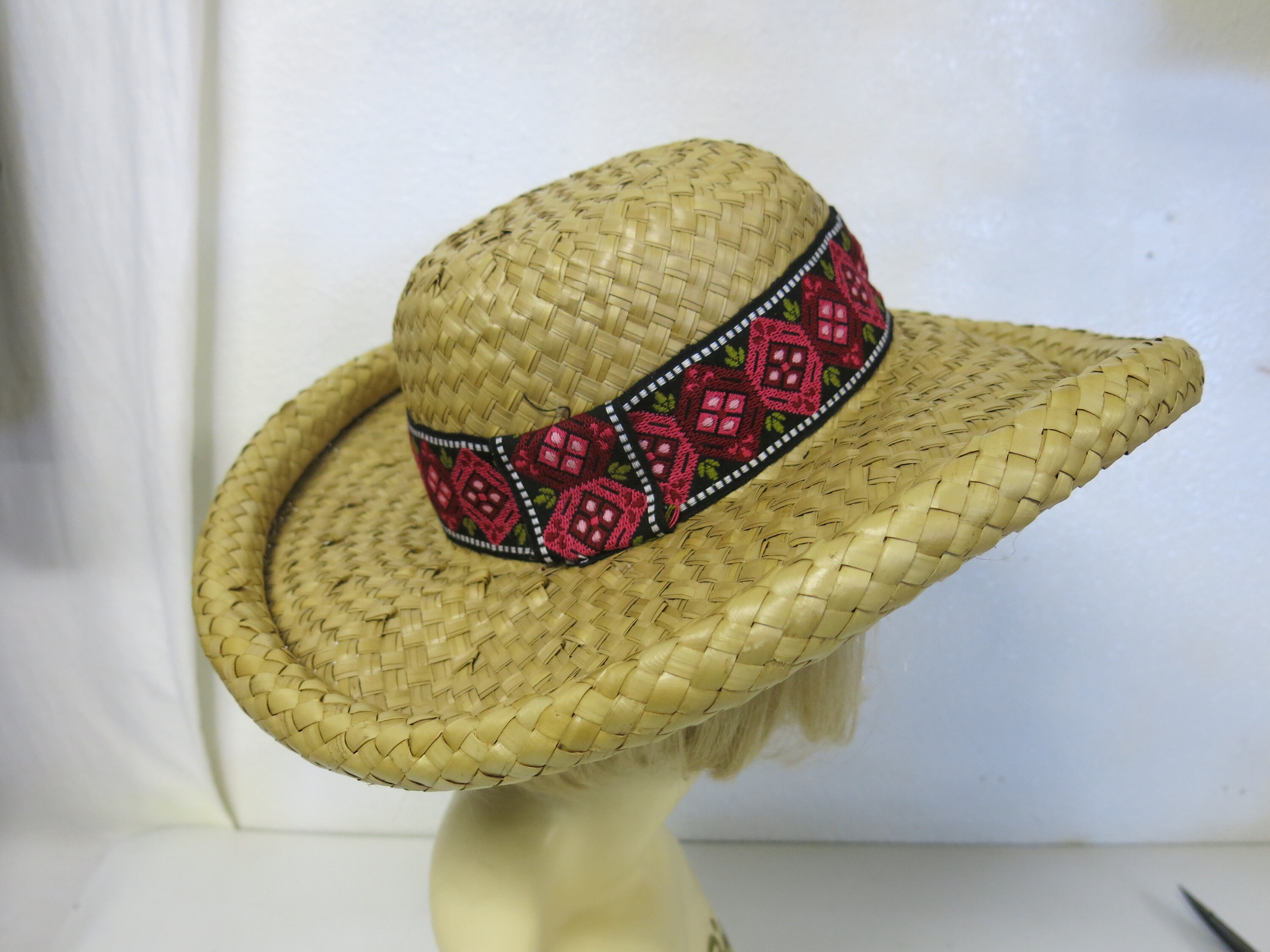 Raffia Straw Sun Hat: Embroidered Band, Large Brim - Etsy display picture 3