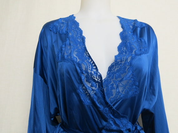 Vanity Fair Robe Peignoir 1980s Long Sleeve Royal