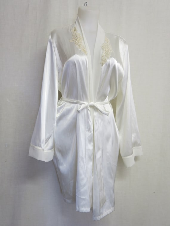 White Satin Robe Bridal Robe Applique Robe Linea D