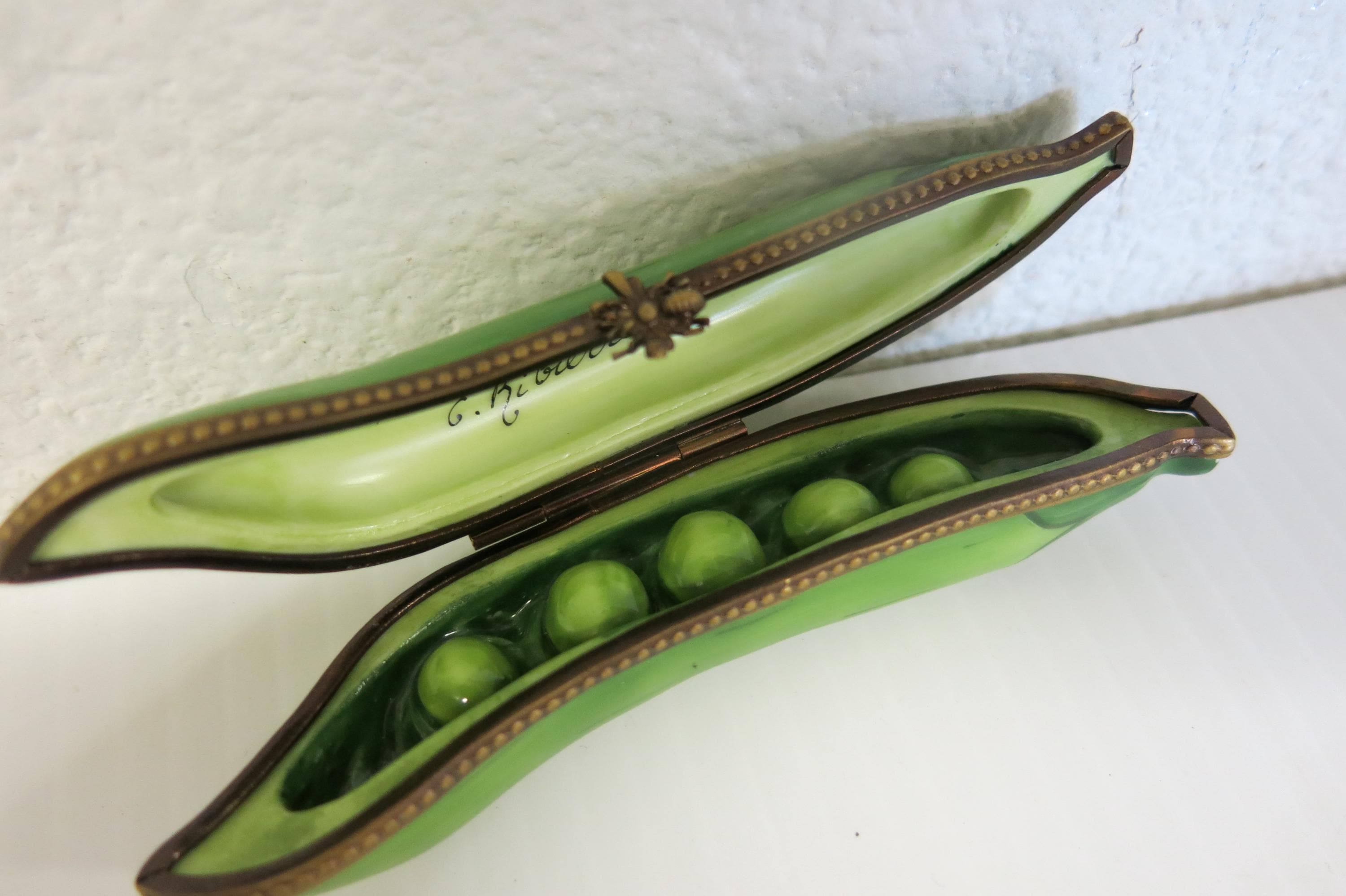 Pea Pod Trinket Box - Etsy