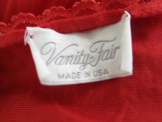 Vanity Fair Nightgown Stretch Lace Bodice Red Mad… - image 8