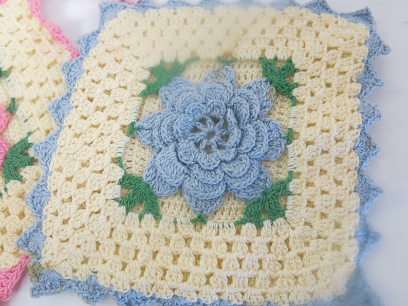 BelindasStyleShop Crochet Pot Holder Trivet - Thumbnail 2