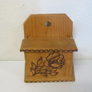 Match Box Match  Holder Lidded Wooden Box Folk Art Primitive