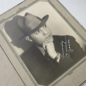 1930&#39;s Photograph Handsome Gentleman Photograph Original
