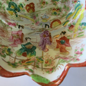 Antique Japanese Porcelain Bowl Footed Geisha Bowl