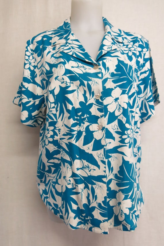 Hawaiian Blouse Tropical Print  Silk Floral Blouse