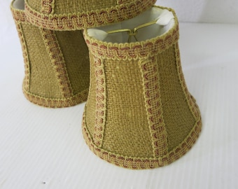 Lampenkap in mid-century stijl, klein formaat, van jute stof, bruin.
